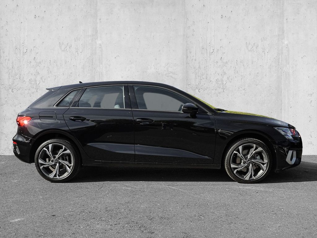 Audi A3 2023 г. Чёрный, пробег 34265 км