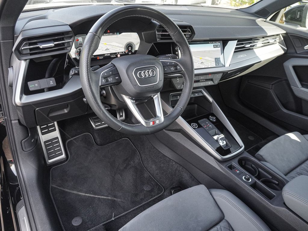 Audi A3 2023 г. Чёрный, пробег 34265 км