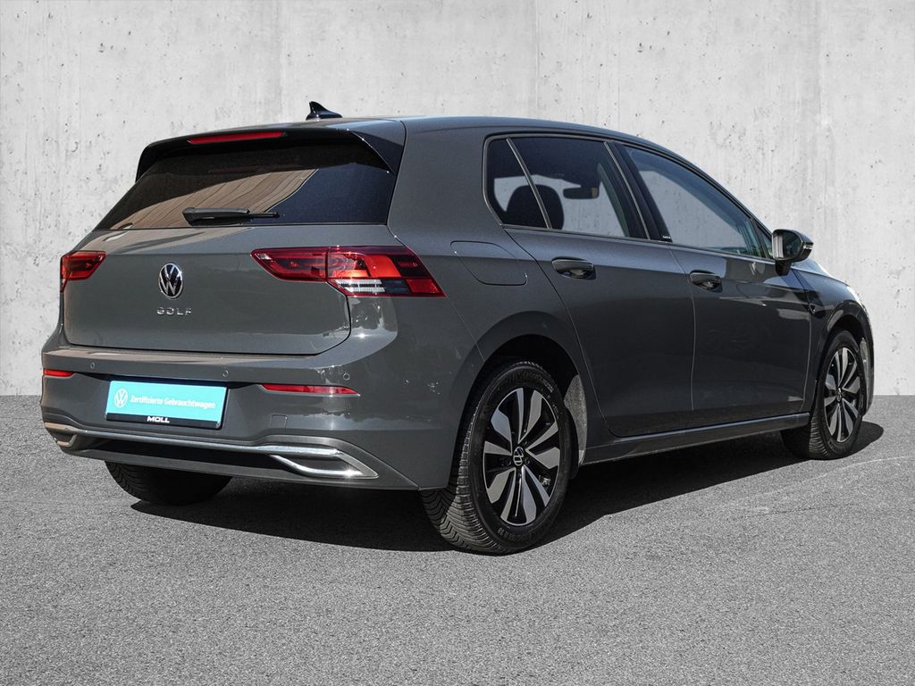 Volkswagen Golf 2024 г. Серый, пробег 35521 км