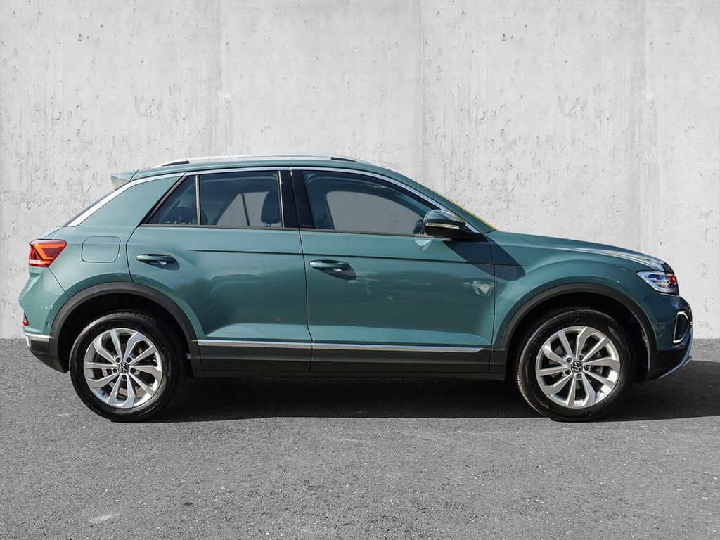 Volkswagen T-Roc 2023 г. Синий, пробег 37764 км