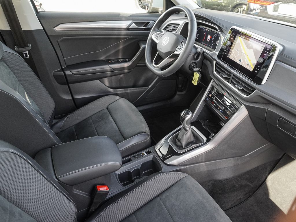 Volkswagen T-Roc 2023 г. Синий, пробег 37764 км