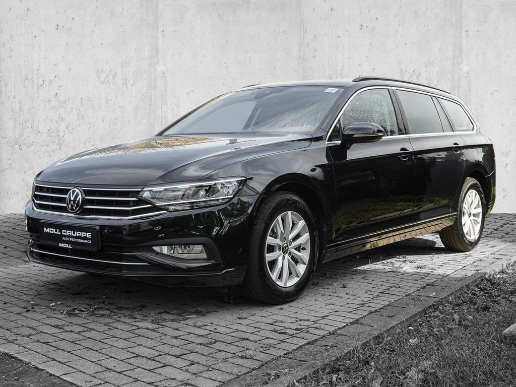 Volkswagen PASSAT VARIANT 2023 г. Чёрный, пробег 49256 км