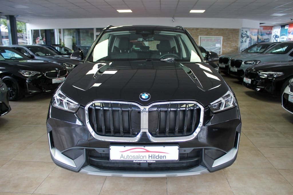 BMW X1 2024 г. Чёрный, пробег 33000 км