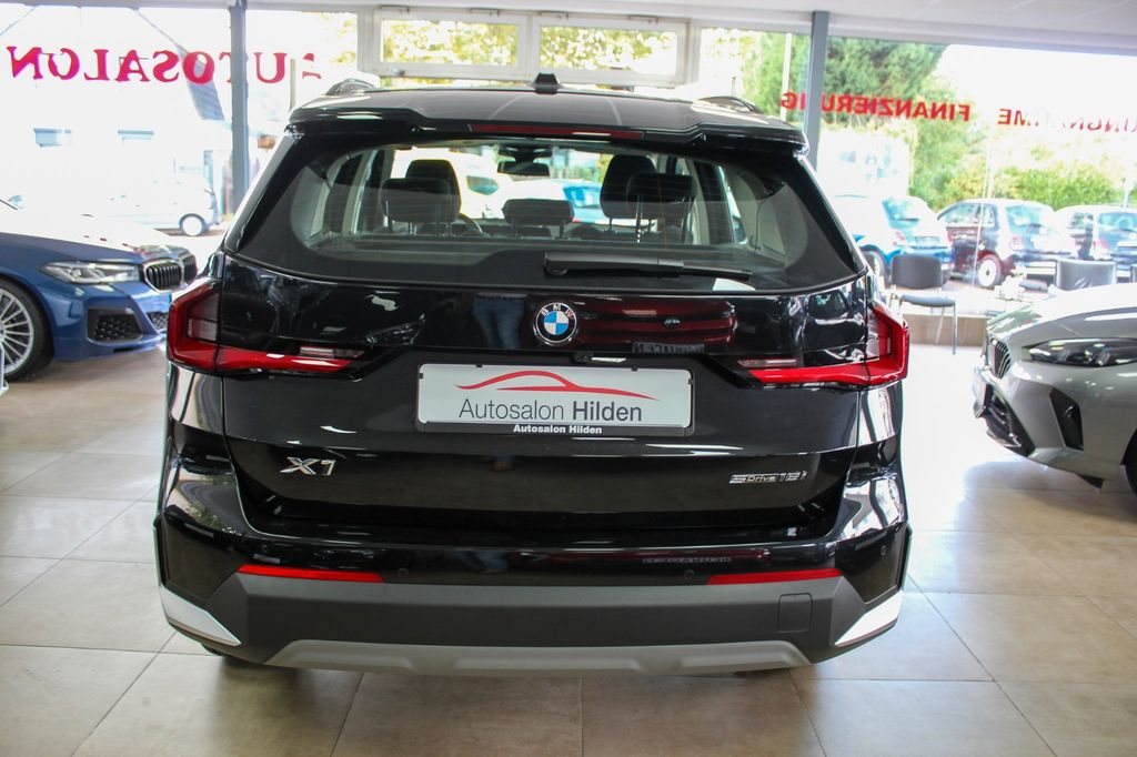 BMW X1 2024 г. Чёрный, пробег 33000 км