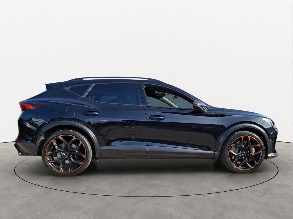 Cupra Formentor 2022 г. Чёрный, пробег 56350 км