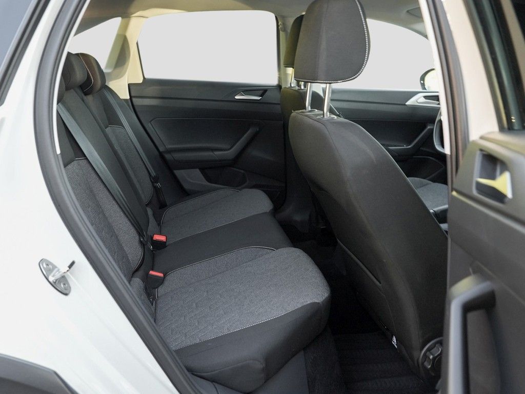 Volkswagen Taigo 2024 г. Серый, пробег 26050 км