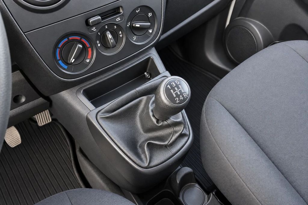 Fiat Fiorino 2021 г. Белый, пробег 31492 км