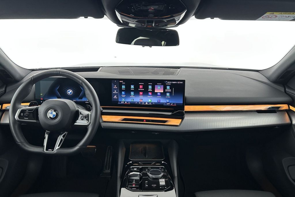 BMW 520 2025 г. Серый, пробег 48615 км