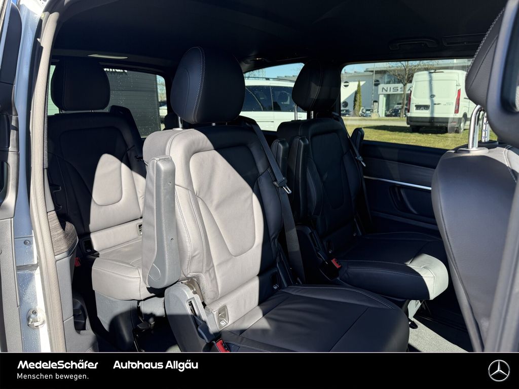 Mercedes-Benz V 300 2025 г. Белый, пробег 13350 км