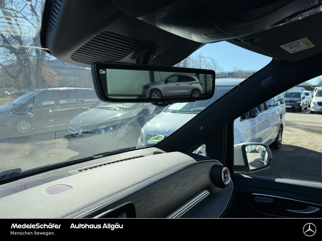 Mercedes-Benz V 300 2025 г. Белый, пробег 13350 км