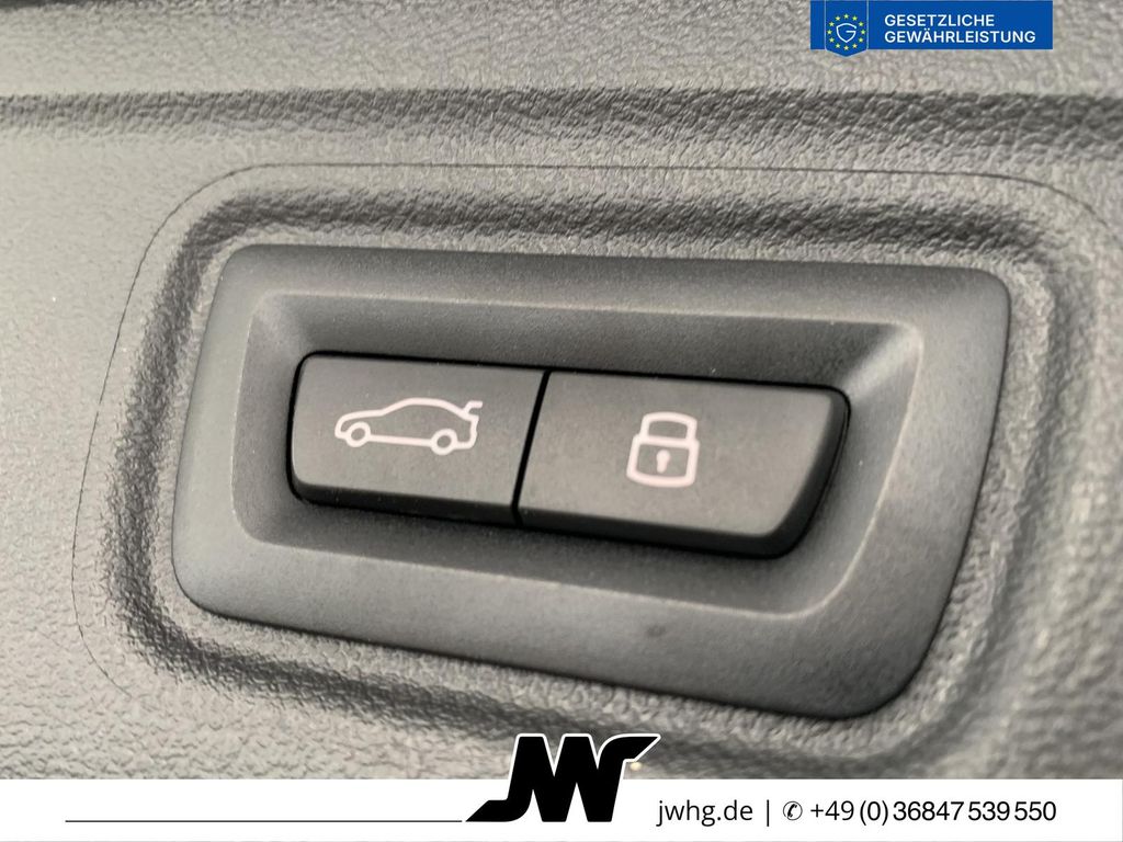 BMW 320 2024 г. Серый, пробег 49970 км