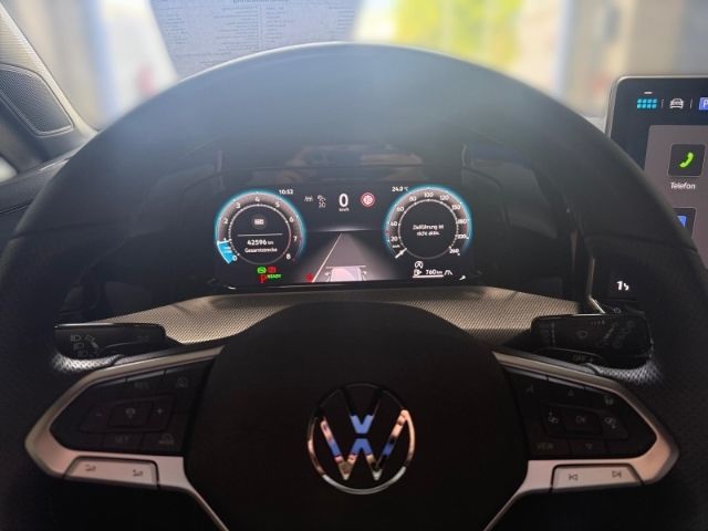 Volkswagen Golf 2025 г. Чёрный, пробег 35685 км