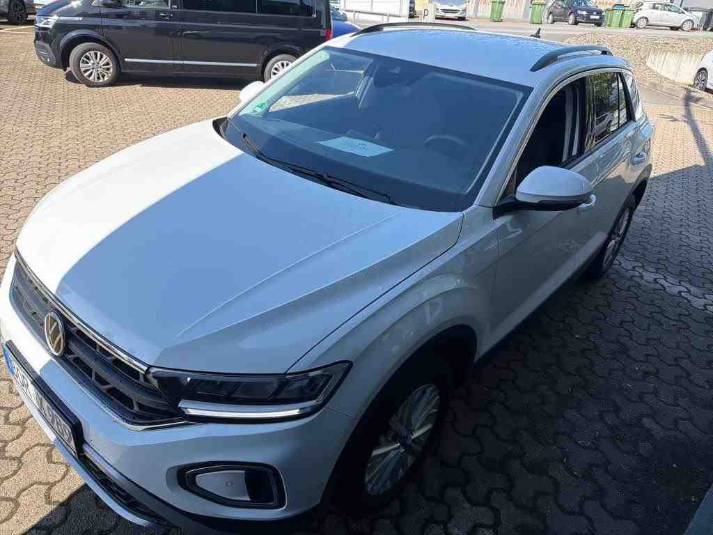 Volkswagen T-Roc 2023 г. Белый, пробег 50700 км