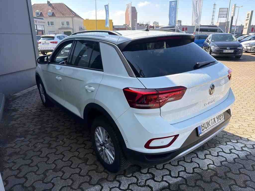Volkswagen T-Roc 2023 г. Белый, пробег 50700 км