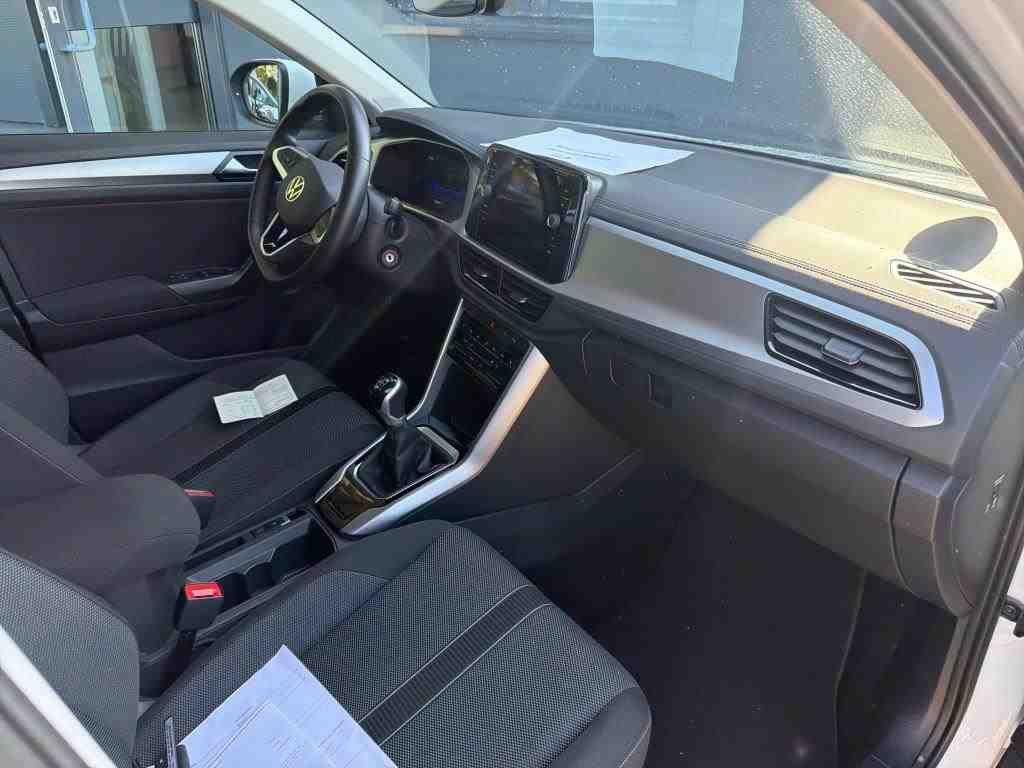 Volkswagen T-Roc 2023 г. Белый, пробег 50700 км