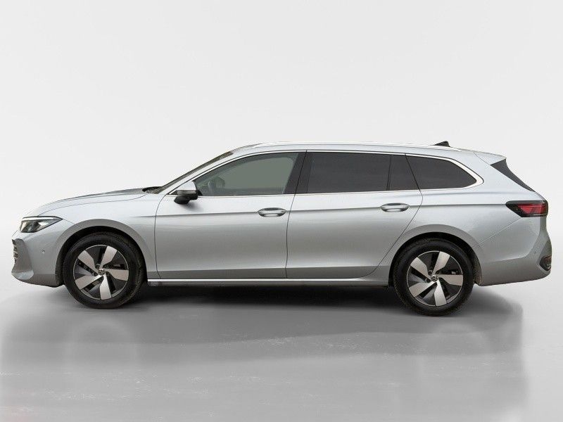 Volkswagen PASSAT VARIANT 2025 г. Серебристый, пробег 23708 км