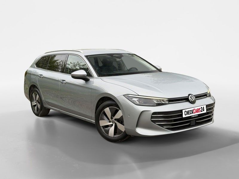 Volkswagen PASSAT VARIANT 2025 г. Серебристый, пробег 23708 км