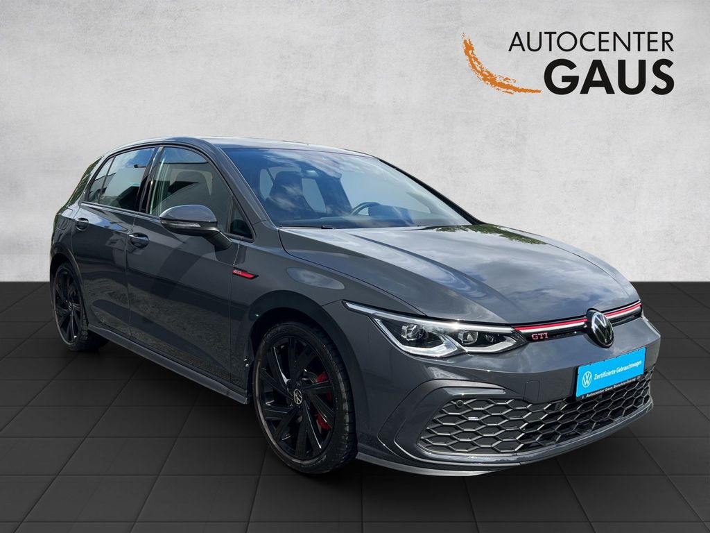Volkswagen Golf 2023 г. Серый, пробег 48500 км
