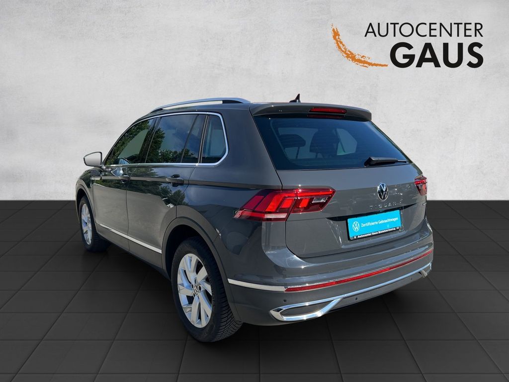 Volkswagen Tiguan 2023 г. Серый, пробег 58348 км