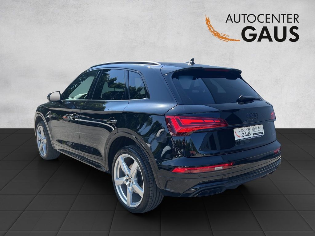 Audi Q5 2023 г. Чёрный, пробег 55232 км