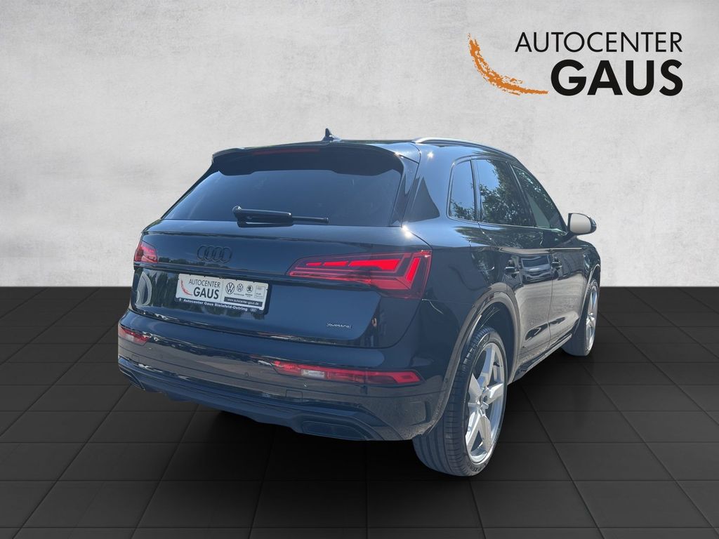 Audi Q5 2023 г. Чёрный, пробег 55232 км