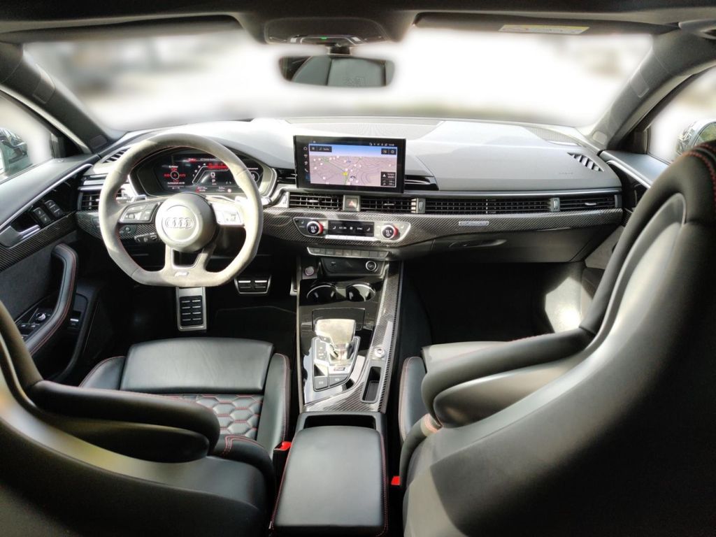 Audi RS4 2024 г. Чёрный, пробег 55800 км
