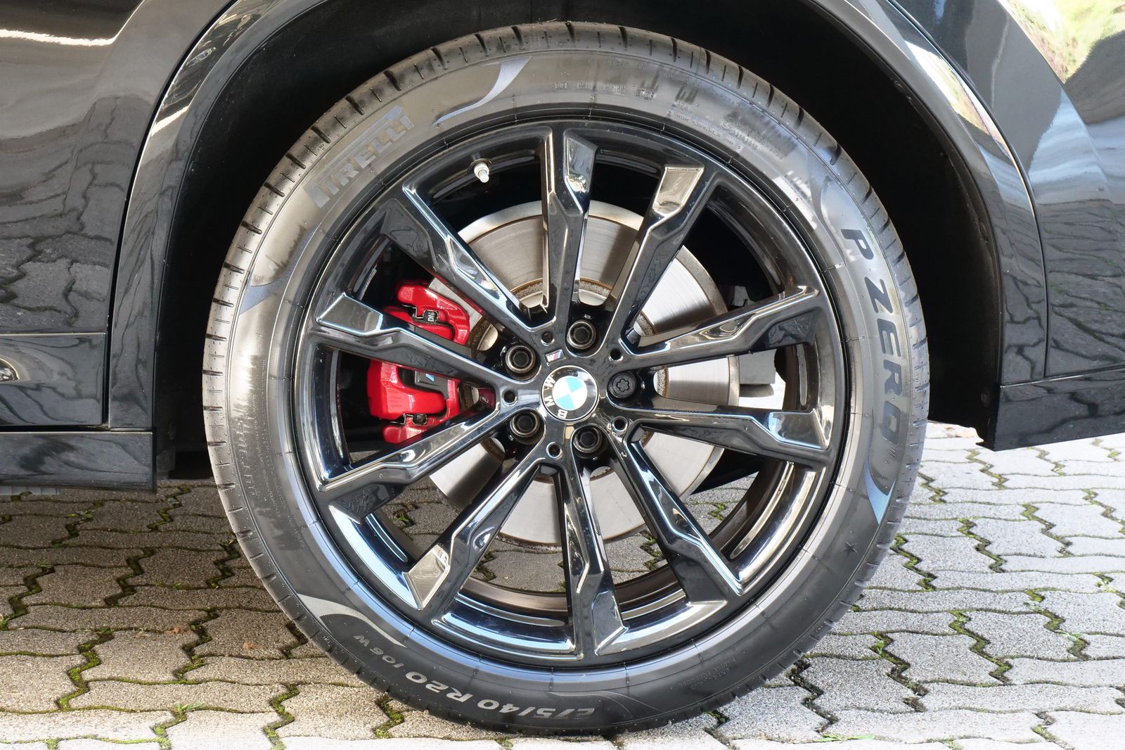 BMW X4 2023 г. Чёрный, пробег 53500 км