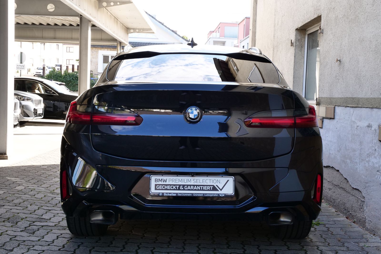 BMW X4 2023 г. Чёрный, пробег 53500 км