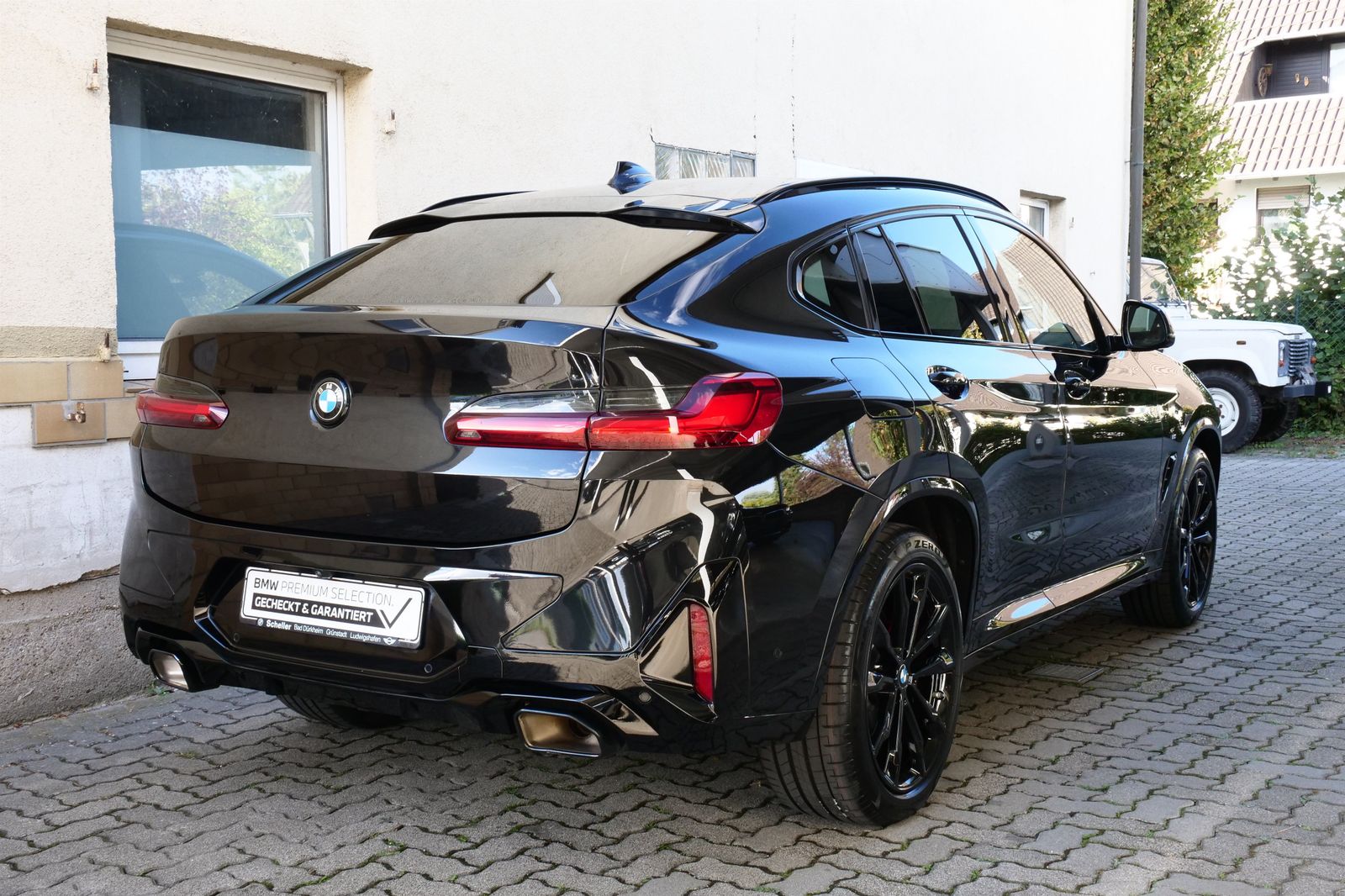 BMW X4 2023 г. Чёрный, пробег 53500 км