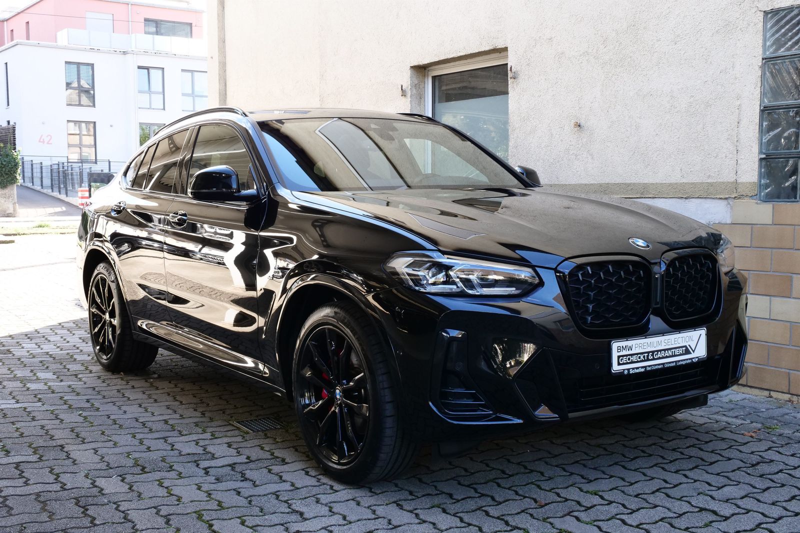 BMW X4 2023 г. Чёрный, пробег 53500 км