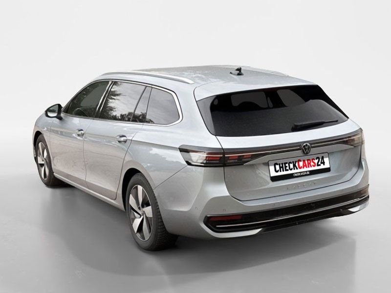 Volkswagen PASSAT VARIANT 2025 г. Серебристый, пробег 19605 км
