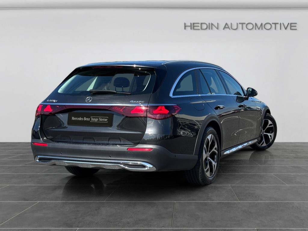 Mercedes-Benz E 220 2025 г. Серый, пробег 31361 км