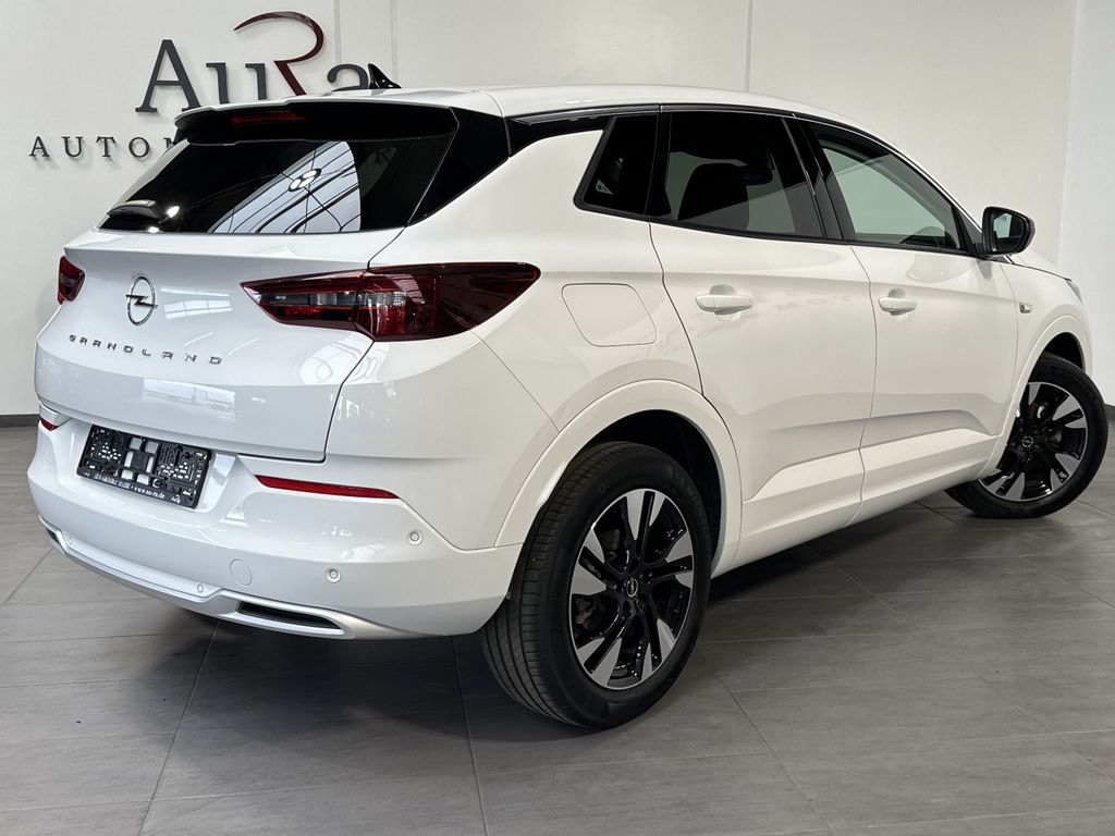 Opel GRANDLAND (X) 2023 г. Белый, пробег 56450 км