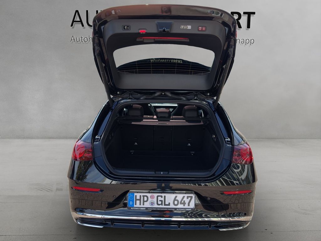 Mercedes-Benz CLA 200 SHOOTING BRAKE 2026 г. Чёрный, пробег 8000 км