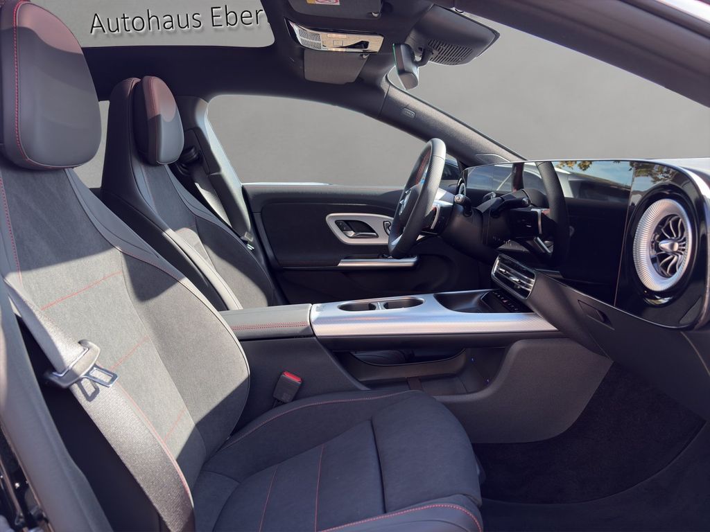 Mercedes-Benz CLA 200 SHOOTING BRAKE 2026 г. Чёрный, пробег 8000 км