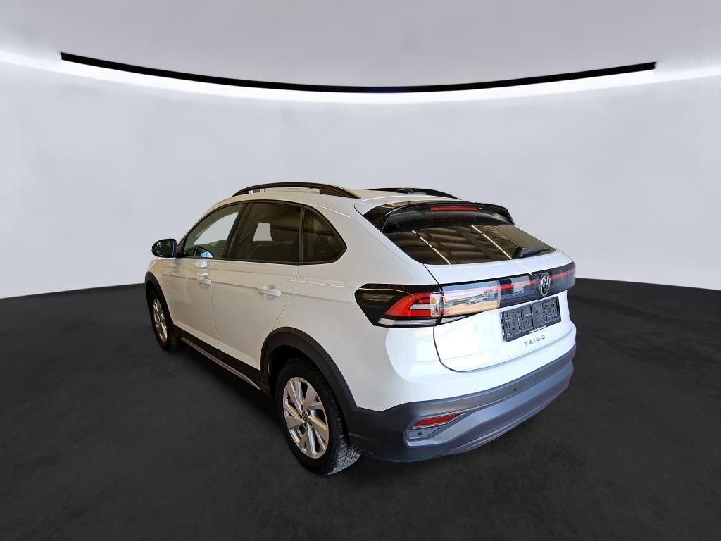 Volkswagen Taigo 2022 г. Белый, пробег 39685 км