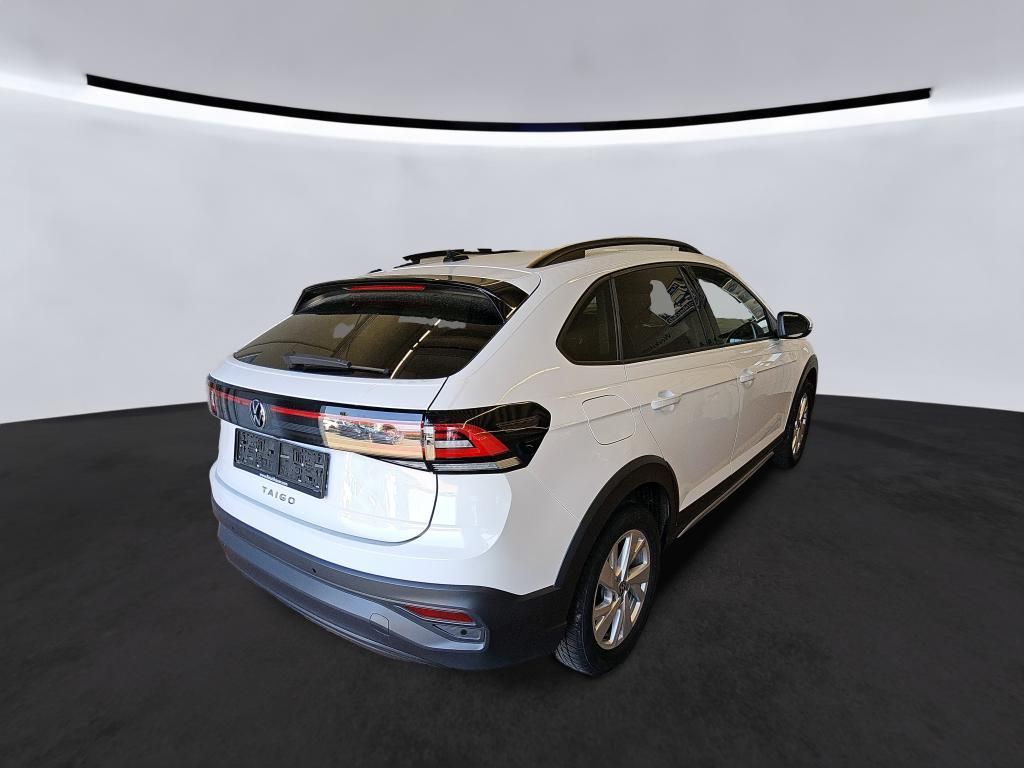 Volkswagen Taigo 2022 г. Белый, пробег 39685 км