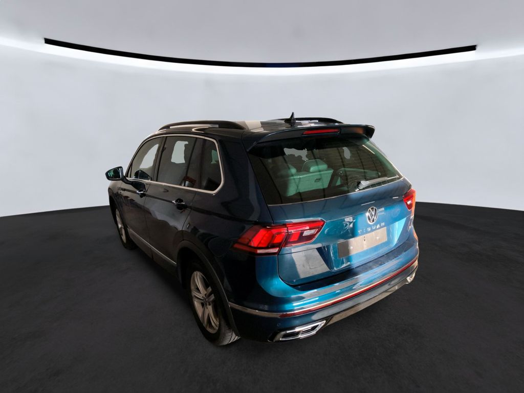 Volkswagen Tiguan 2023 г. Синий, пробег 51850 км