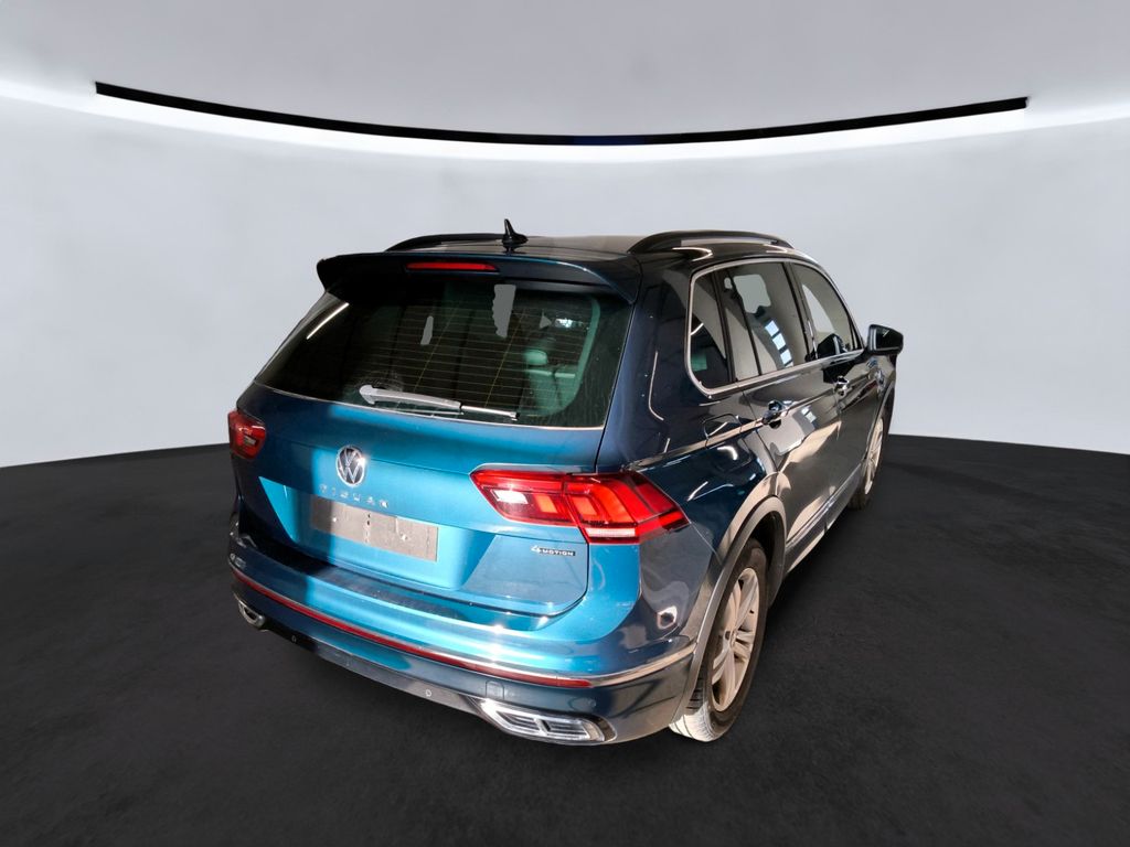 Volkswagen Tiguan 2023 г. Синий, пробег 51850 км