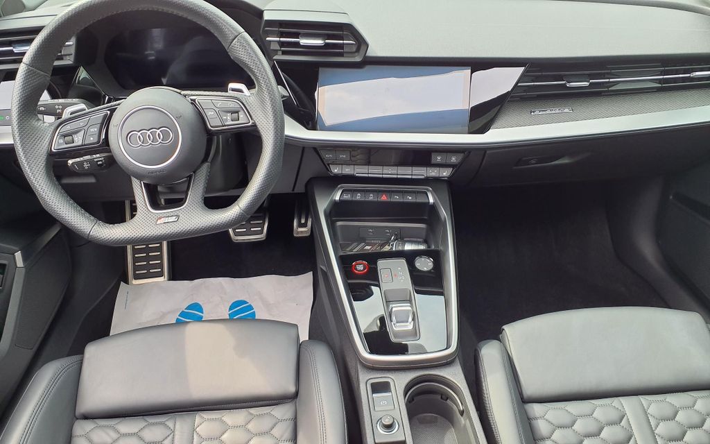 Audi RS3 2023 г. Чёрный, пробег 44877 км
