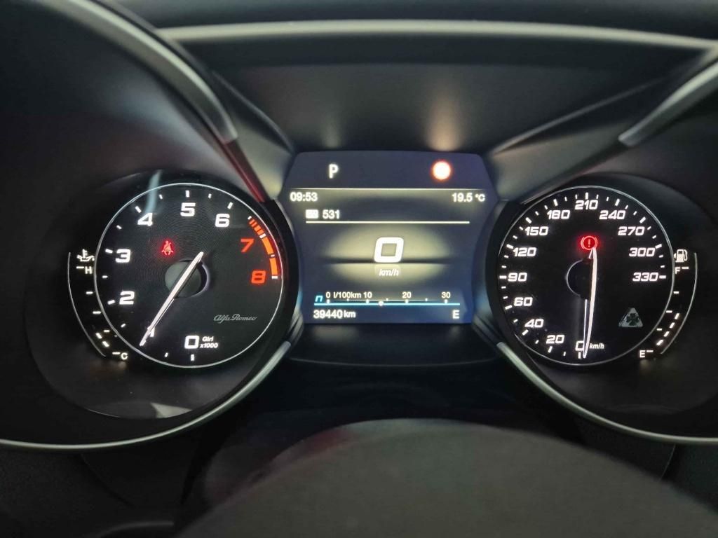 Alfa Romeo Giulia 2023 г. Чёрный, пробег 39900 км