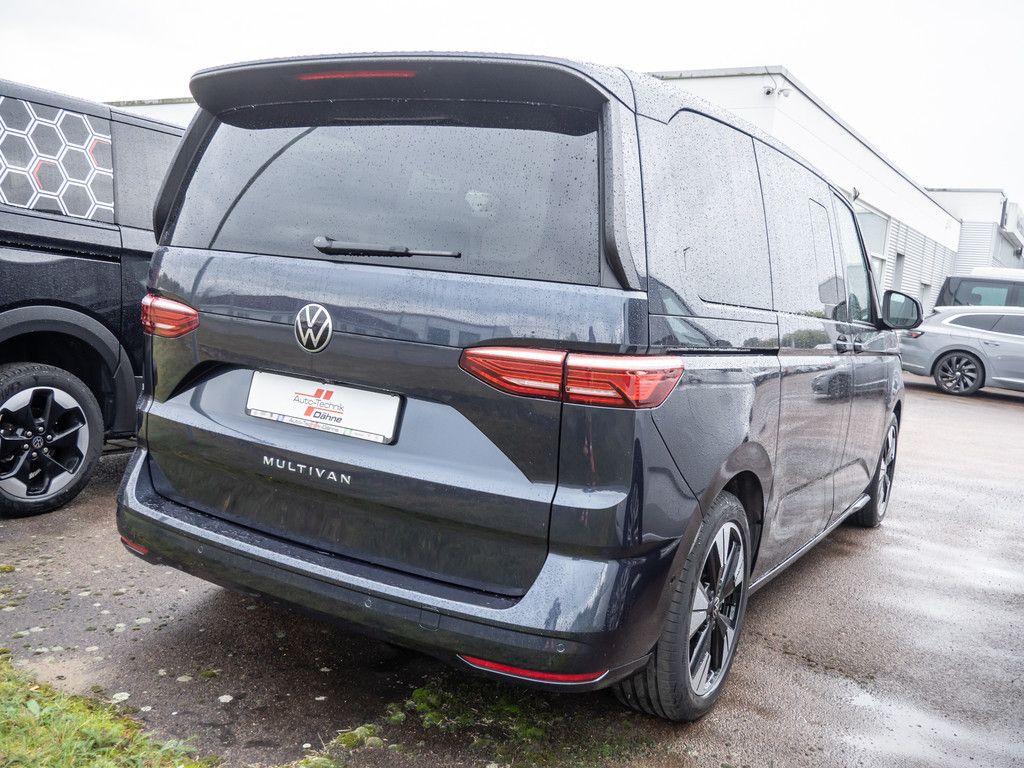 Volkswagen T7 MULTIVAN 2025 г. Синий, пробег 23488 км