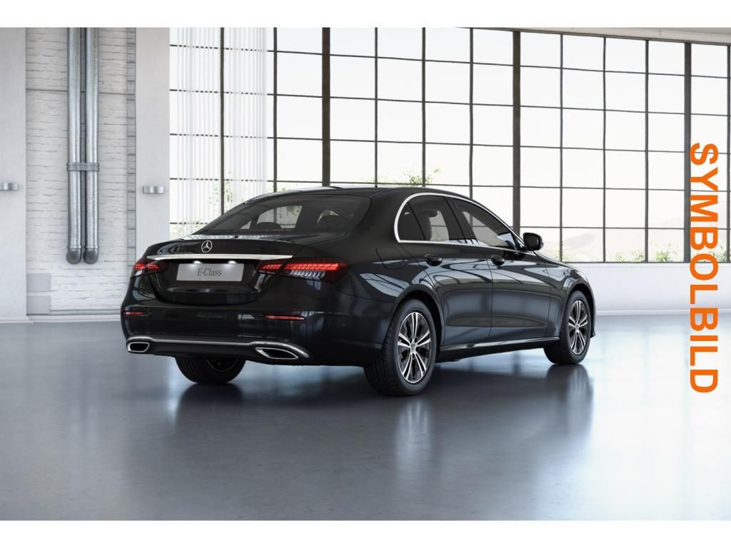 Mercedes-Benz E 220 2023 г. Чёрный, пробег 40532 км