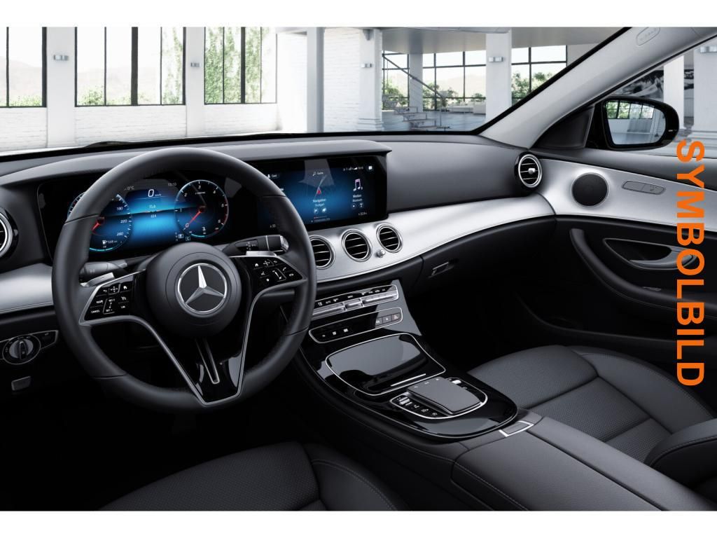 Mercedes-Benz E 220 2023 г. Чёрный, пробег 40532 км