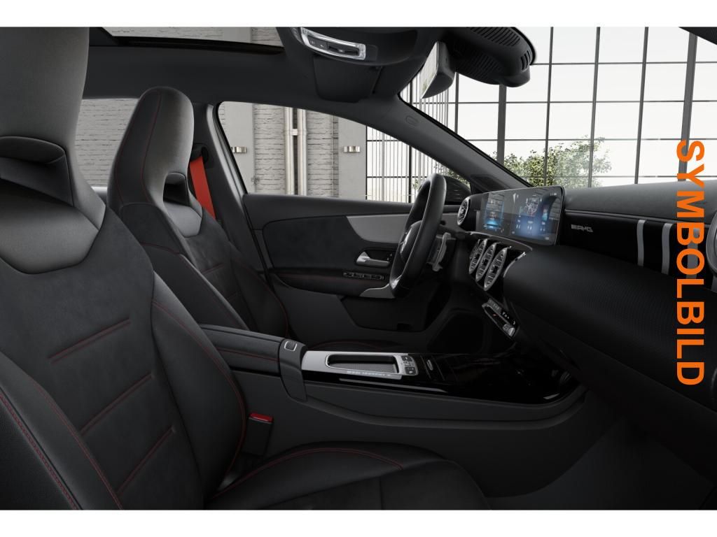 Mercedes-Benz A 35 AMG 2026 г. Серый, пробег 8500 км