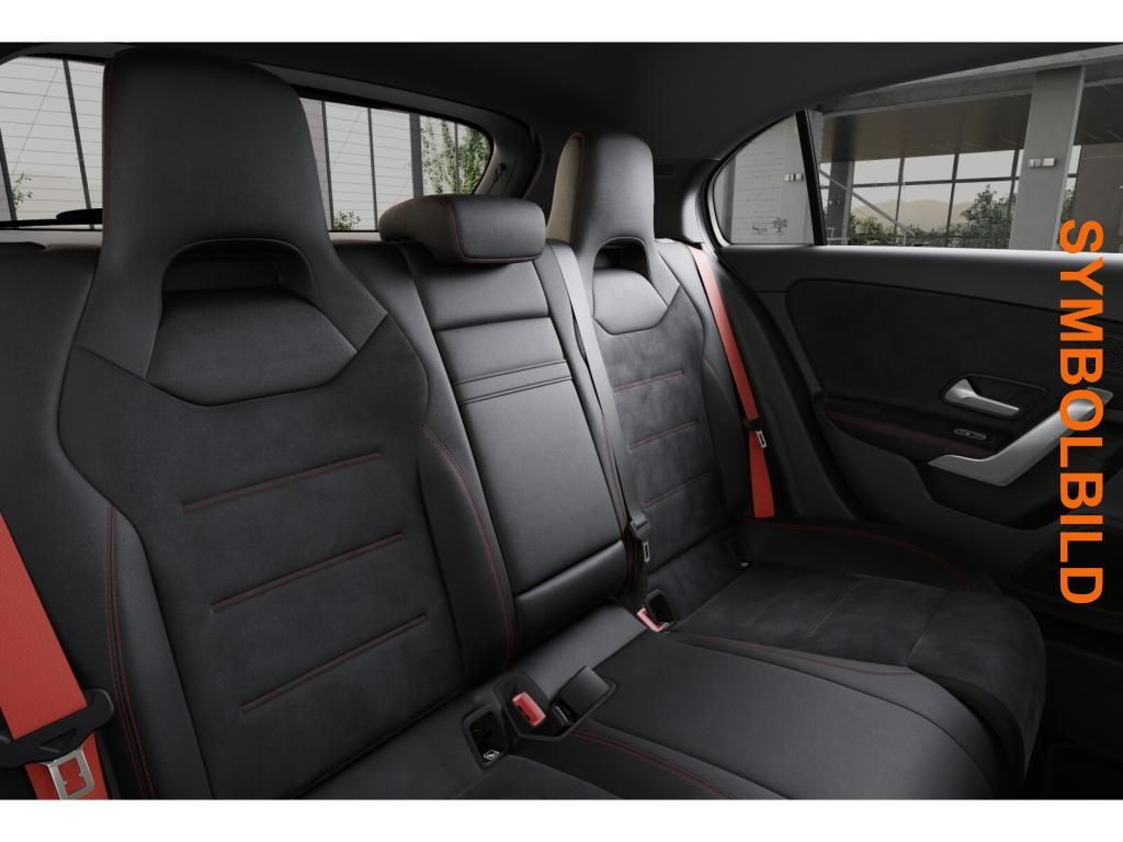 Mercedes-Benz A 35 AMG 2026 г. Серый, пробег 8500 км