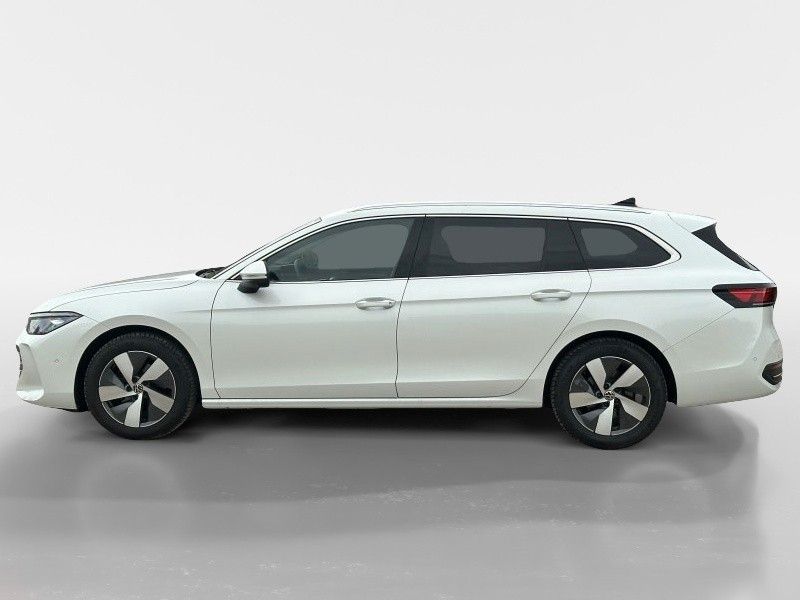 Volkswagen PASSAT VARIANT 2025 г. Белый, пробег 20959 км