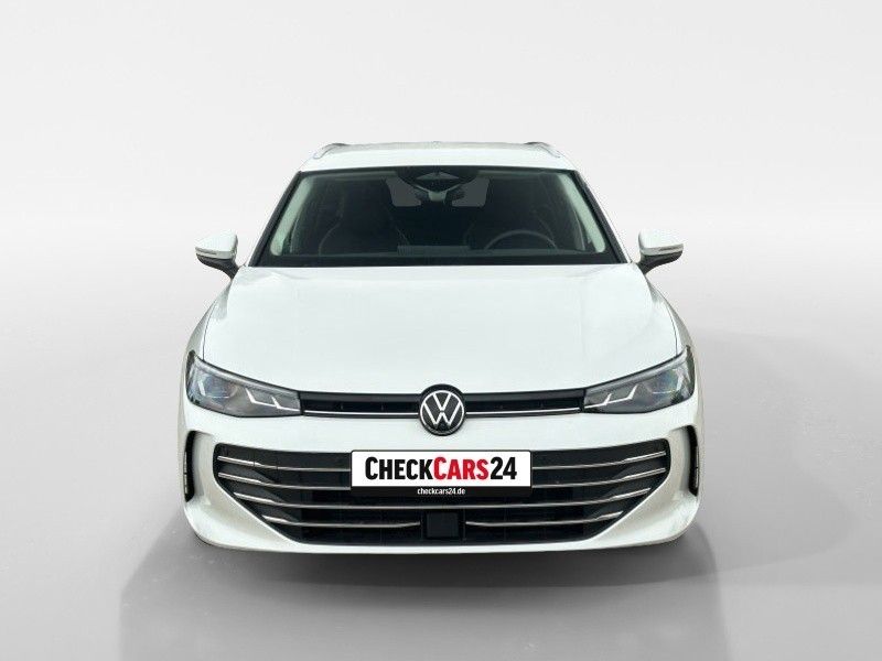 Volkswagen PASSAT VARIANT 2025 г. Белый, пробег 20959 км