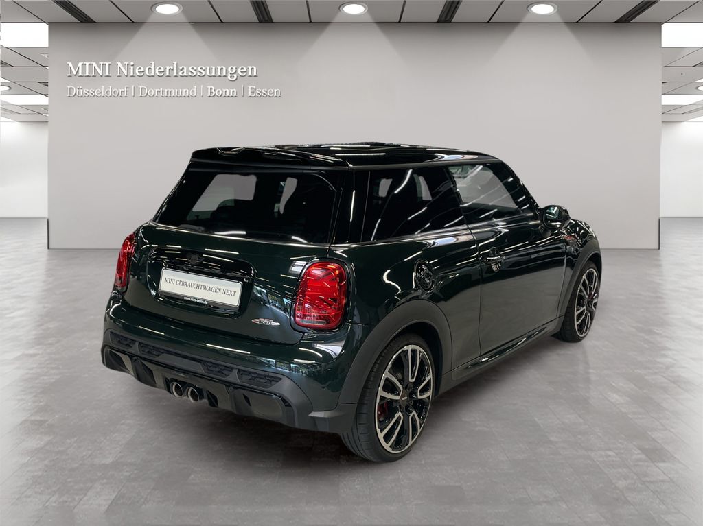 Mini JOHN COOPER WORKS 2022 г. Зелёный, пробег 58811 км