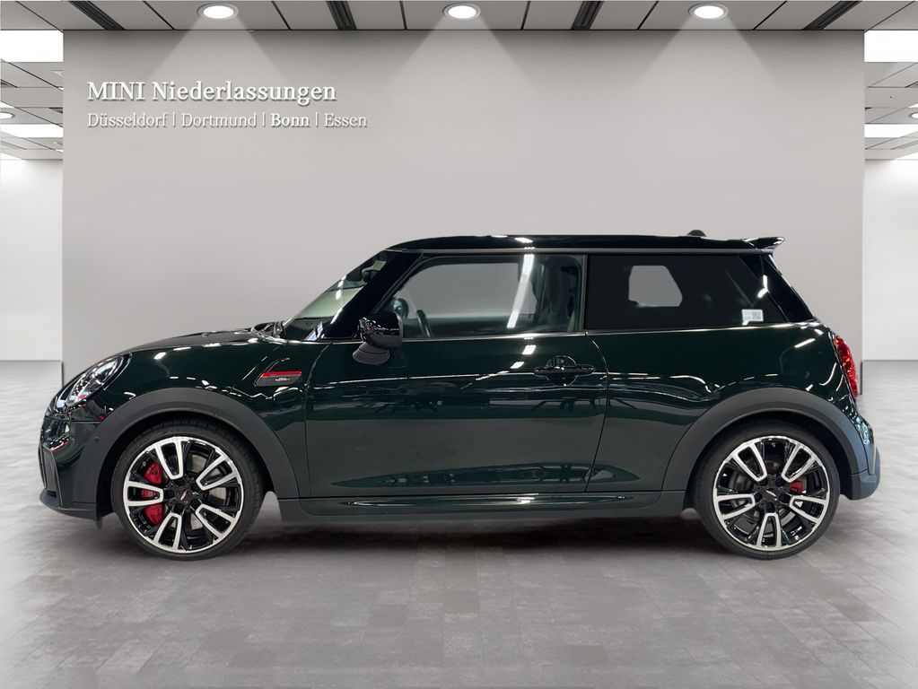 Mini JOHN COOPER WORKS 2022 г. Зелёный, пробег 58811 км